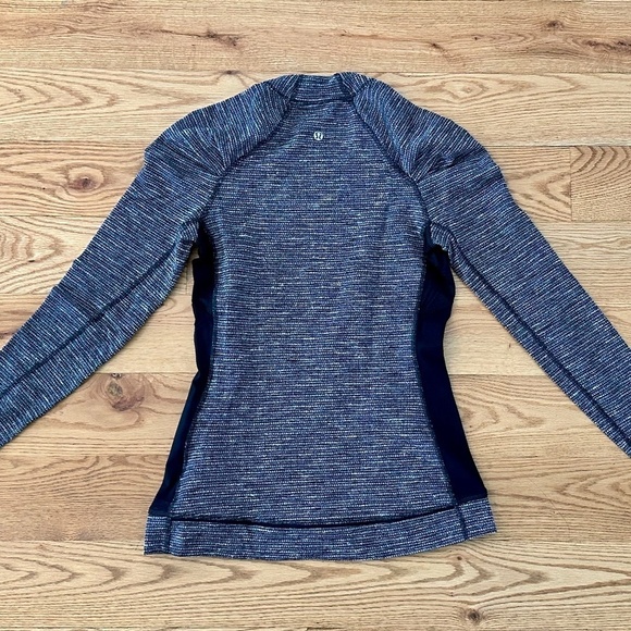 Lululemon Think Fast Long Sleeve in Color: Coco Pique Black / Black (Size 4) - Picture 10 of 11